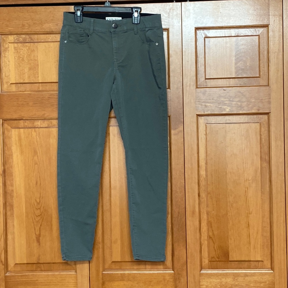Knox Rose Pant, Size 10, Olive